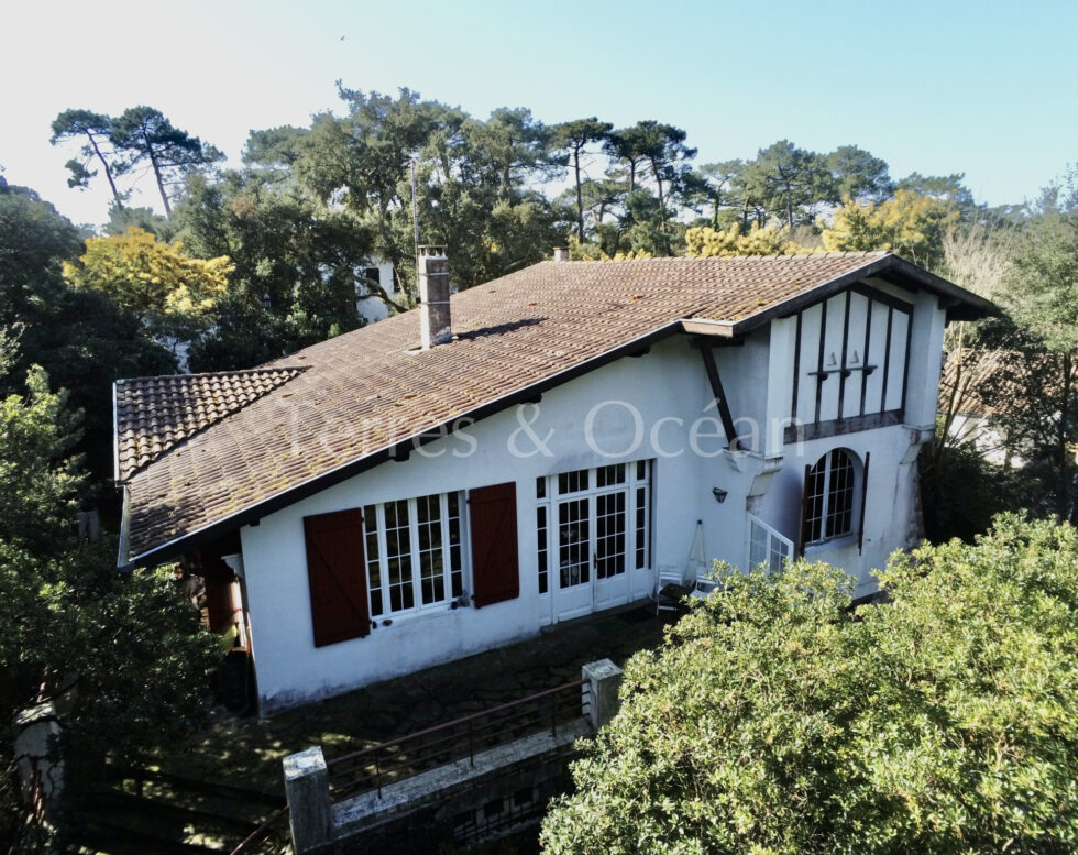 FULL CENTER HOSSEGOR