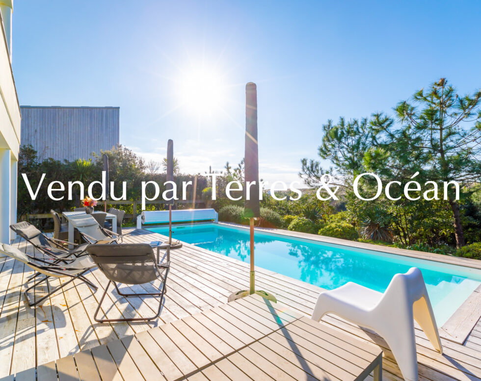 CAPBRETON – VILLA CONTEMPORAINE AVEC VUE EXCEPTIONNELLE