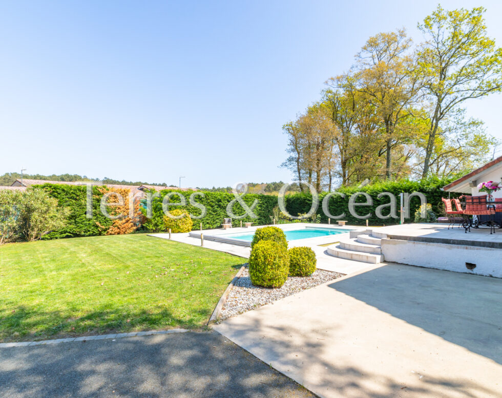 Charming house with pool