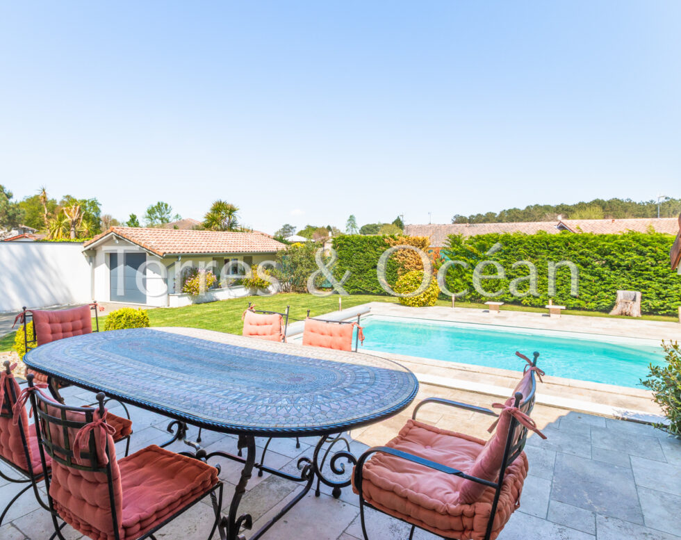 Charming house with pool