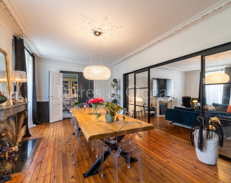 Mansion in the heart of town