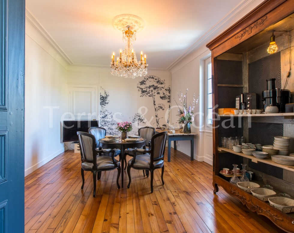 Mansion in the heart of town