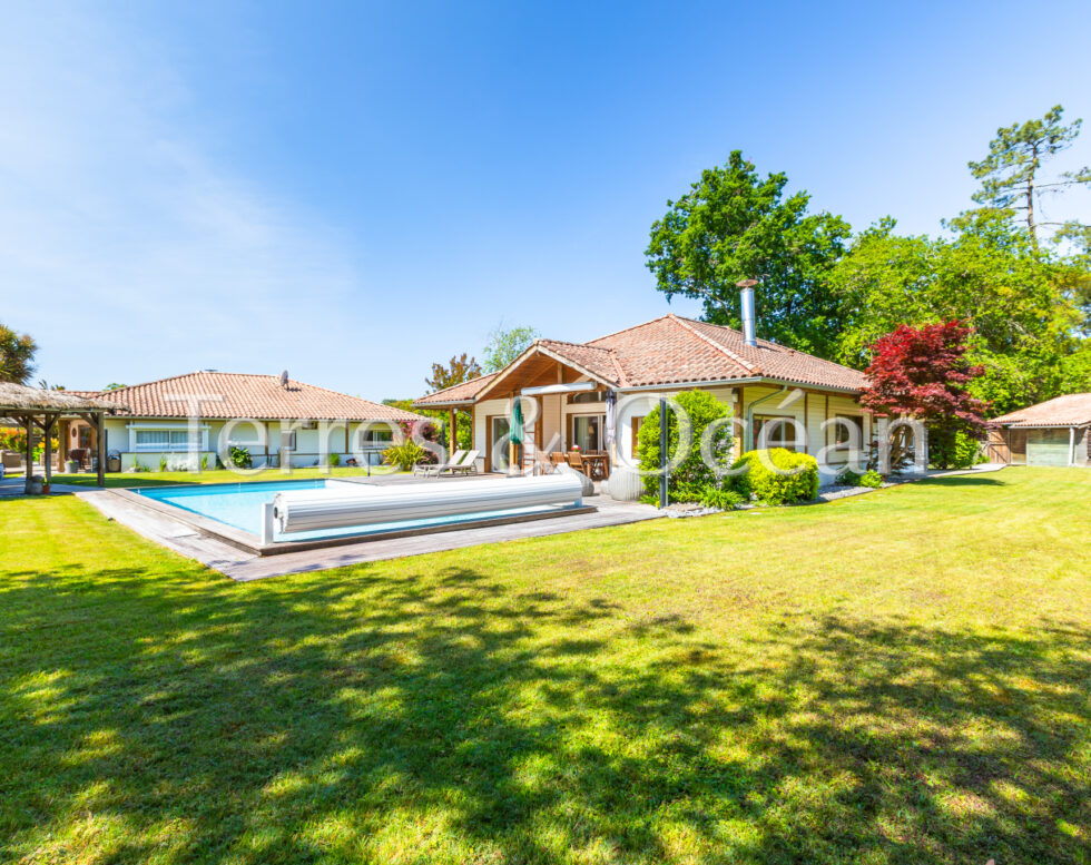 Close to the golf course and the ocean