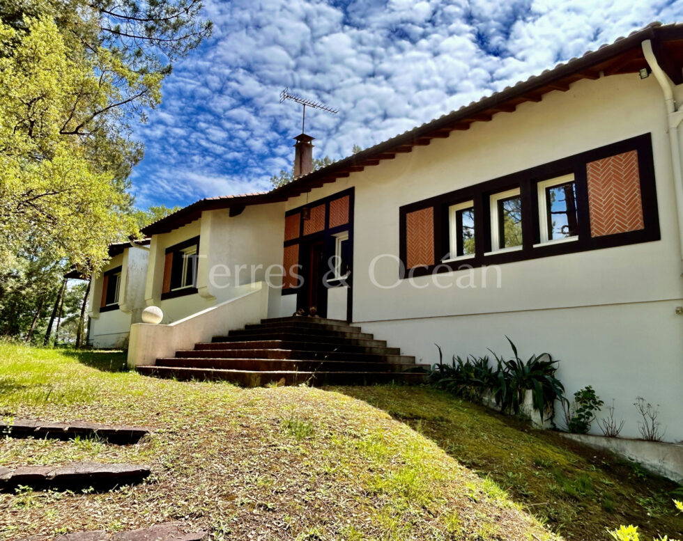 SEIGNOSSE SUPERB FAMILY HOME SELECTED FROM PEOPLE