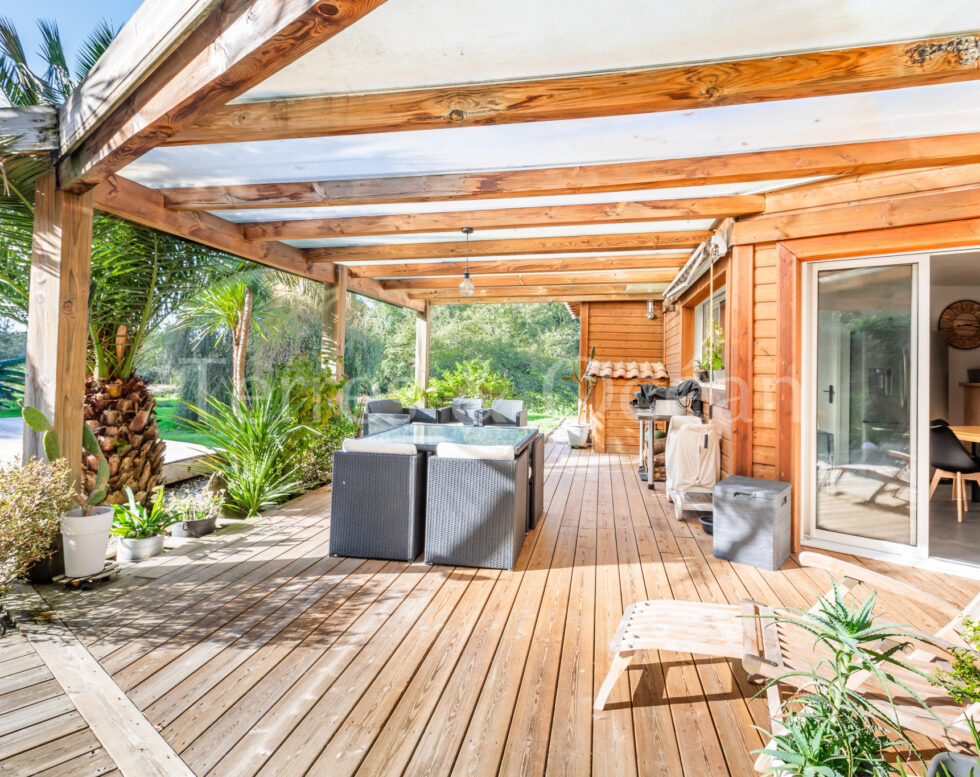 A 10 MINUTES D’HOSSEGOR, PROPRIETE AVEC PISCINE