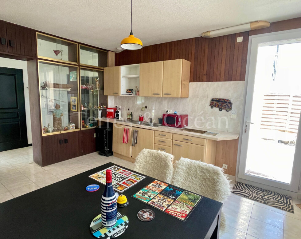 APPARTEMENT 3 PIECES AVEC TRES GRANDE TERRASSE AU CENTRE VILLE D’HOSSEGOR