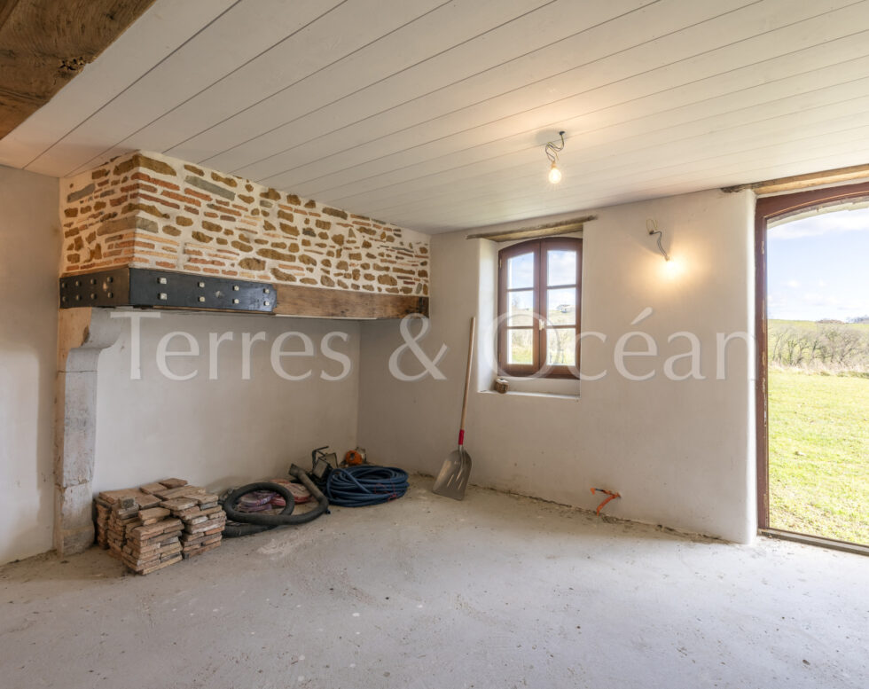 CHARMANTE MAISON BEARNAISE A ACHEVER