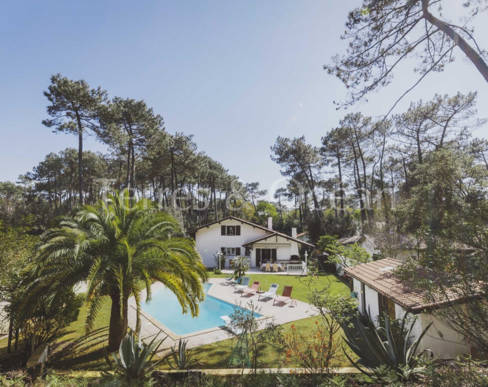 CHARMING LANDAISE IN HOSSEGOR