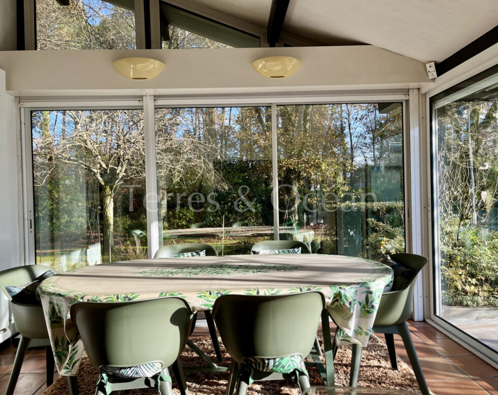 MAISON D’ARCHITECTE AVEC PARC ARBORE DE 5000 M2 SOUSTON SUD