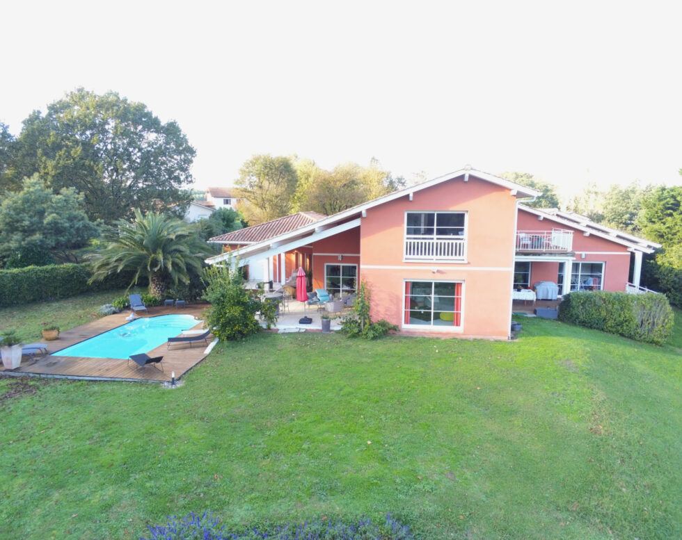 PROPERTY 15 MIN FROM HOSSEGOR