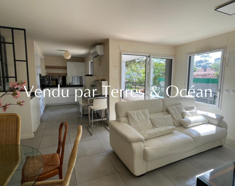 APPARTEMENT 76M2 AVEC TERRASSE CENTRE-VILLE HOSSEGOR