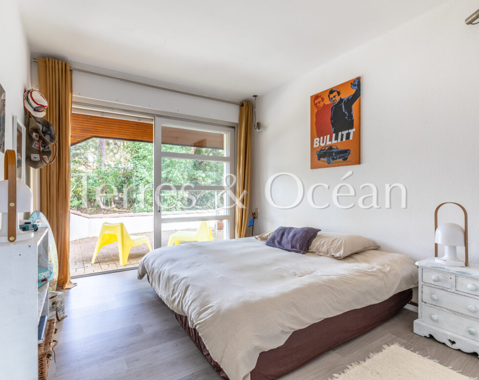 ARCHITECT-DESIGNED HOUSE WITH JAPANESE INSPIRATION IN ITS GREEN SETTING HOSSEGOR