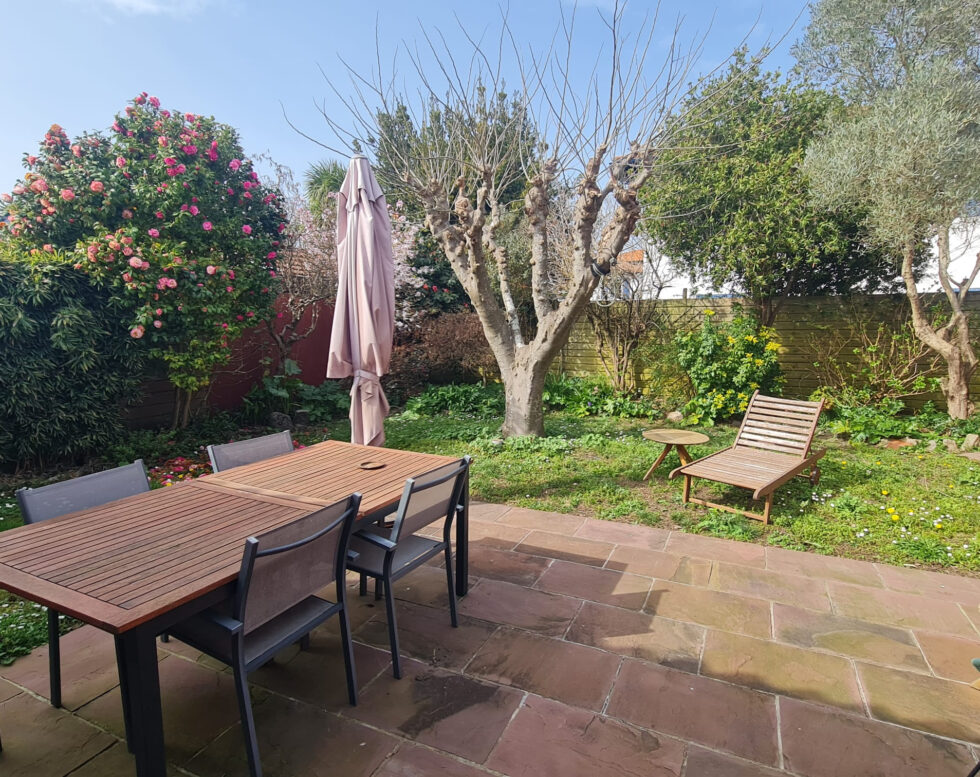 VILLA AVEC 3 CHAMBRES PROCHE COMMERCES ET BIARRITZ