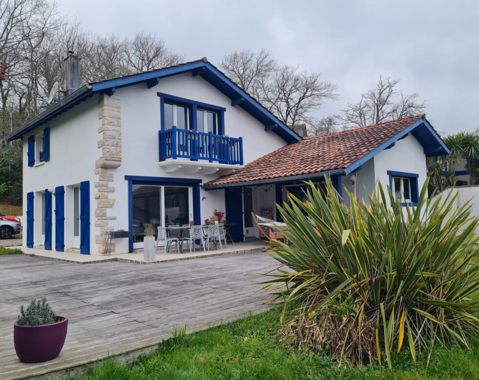 MAISON 4 CHAMBRES, VUE SUR LE GOLF DE BASSUSSARY