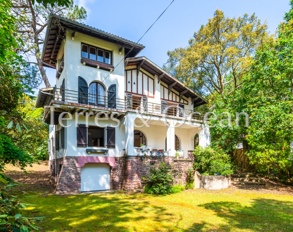 HOSSEGOR AUTHENTIC BASCO LANDAISE HOUSE