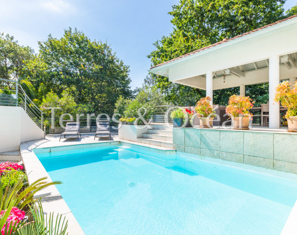 HOSSEGOR GOLF, VILLA DE STANDING AVEC CINQ CHAMBRES