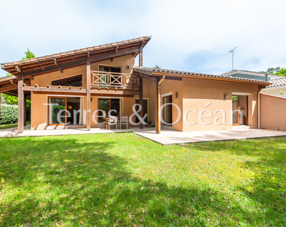 Soustons-Plage, Villa sur le golf de Pinsolle au bord des plages