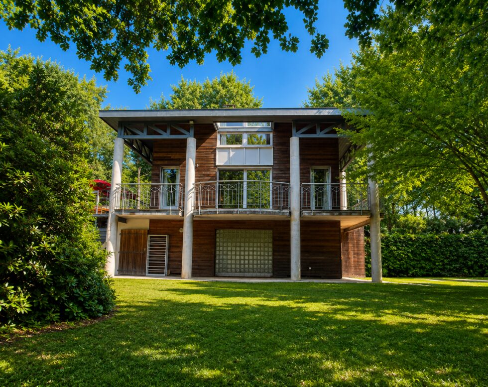 VILLA AVEC ÉTANG ET FORET ATTENANTE A 15 MIN DE LA PLAGE, COTE LANDAISE