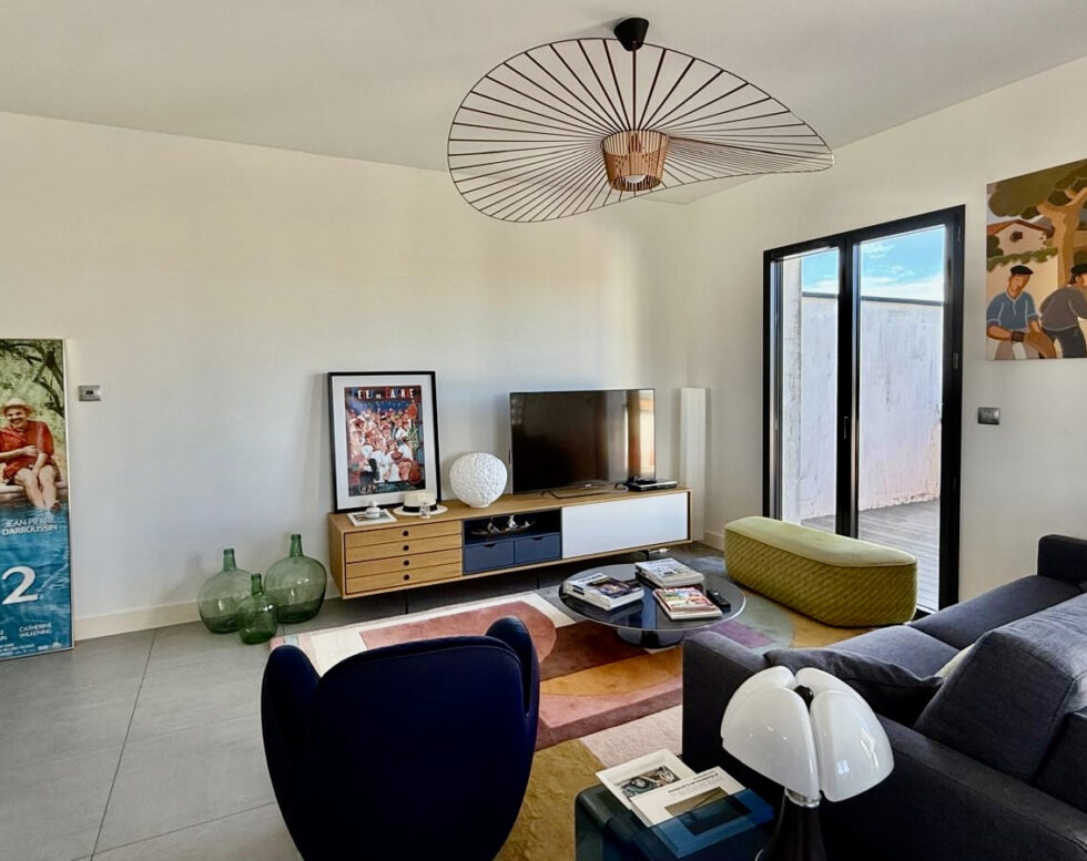 APPARTEMENT APERCU MER DERNIER ETAGE AVEC ROOFTOP PRIVATIF