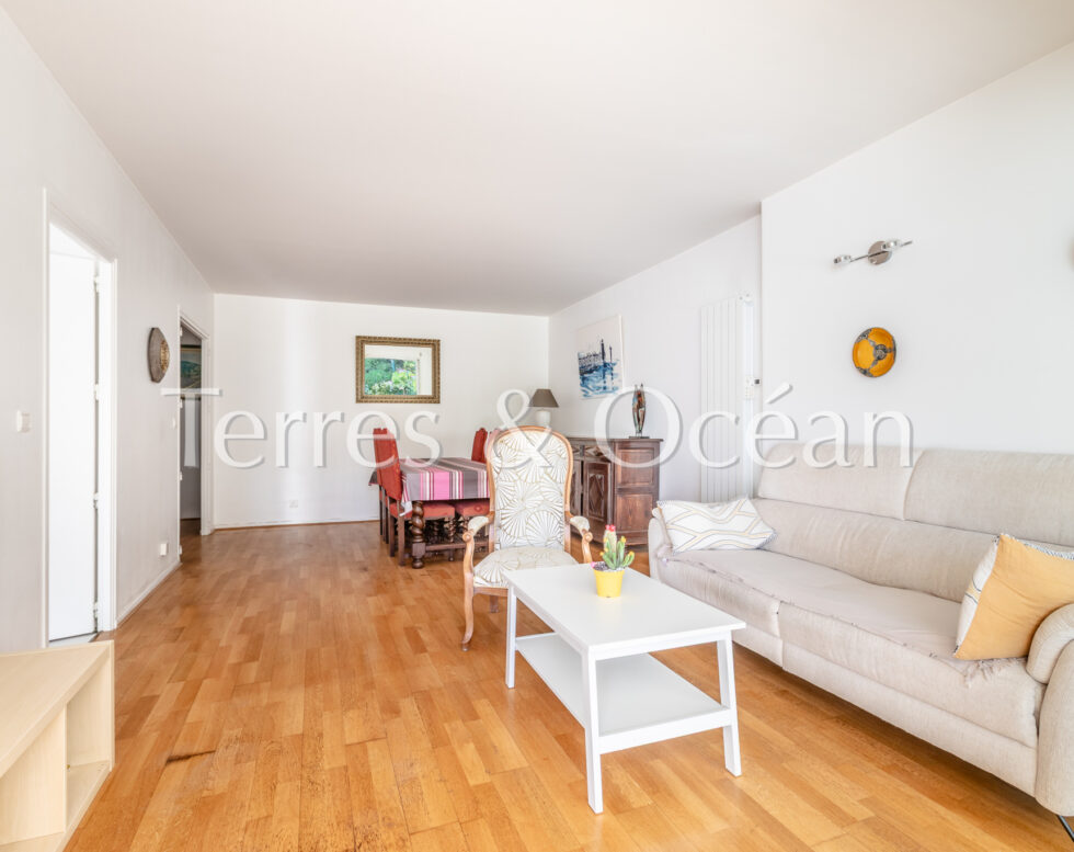 APPARTEMENT TERRASSE PROCHE CENTRE-VILLE HOSSEGOR