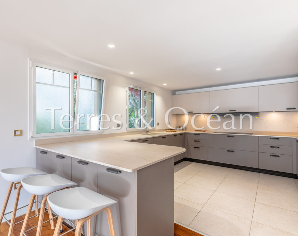 HOSSEGOR CITY CENTER, LUXURY APARTMENT